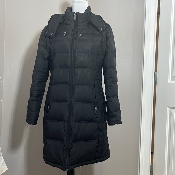 MICHAEL Michael Kors Jackets & Blazers - Michael Kors Long Sleeve 3/4 Length Puffer Coat Zip Up Pockets Hood  Black Sz L
